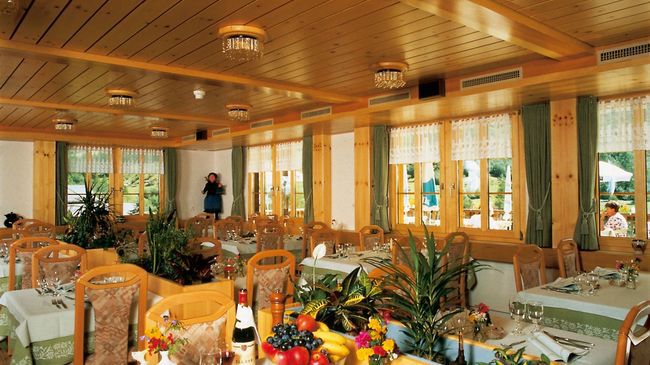 Hotel Edelweiss Blatten Loetschental レストラン 写真
