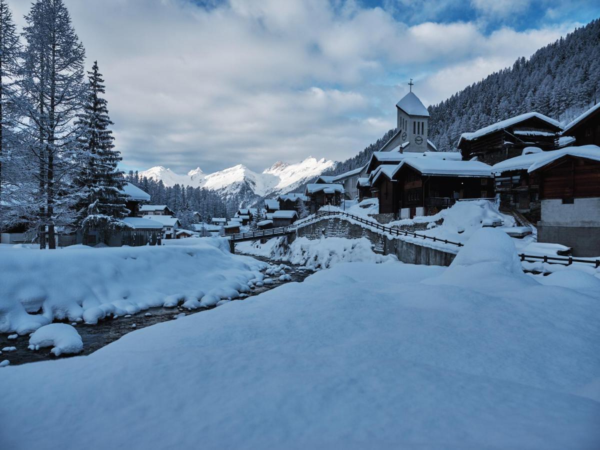 Hotel Edelweiss Blatten Loetschental エクステリア 写真