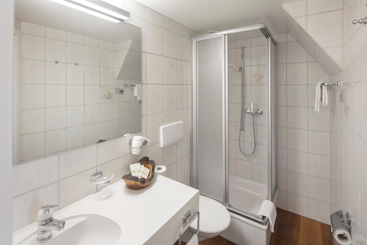 Hotel Edelweiss Blatten Loetschental エクステリア 写真