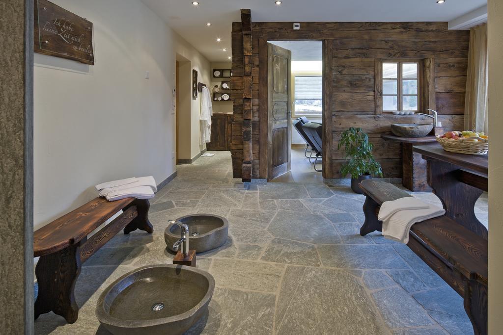 Hotel Edelweiss Blatten Loetschental エクステリア 写真