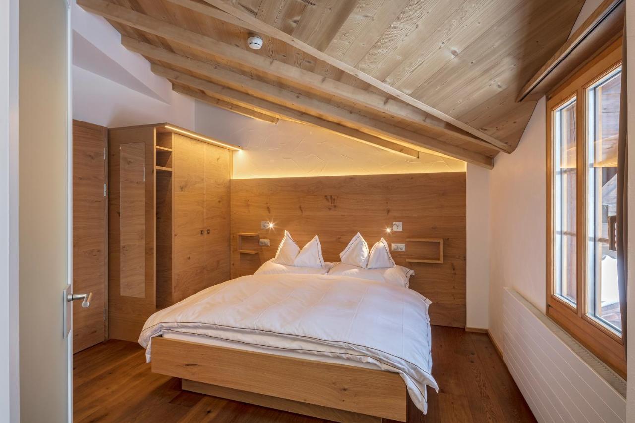 Hotel Edelweiss Blatten Loetschental エクステリア 写真